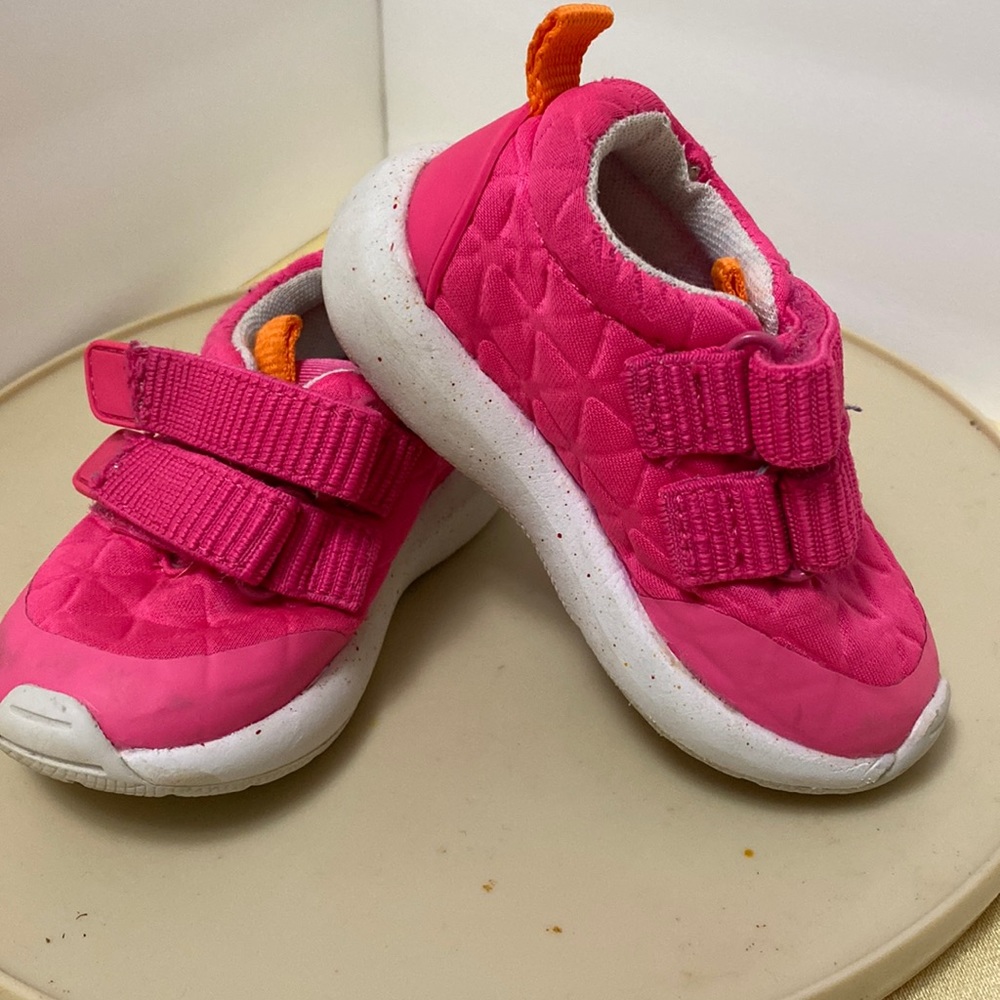 Cat & Jack Infant Tennis Shoes Size 4